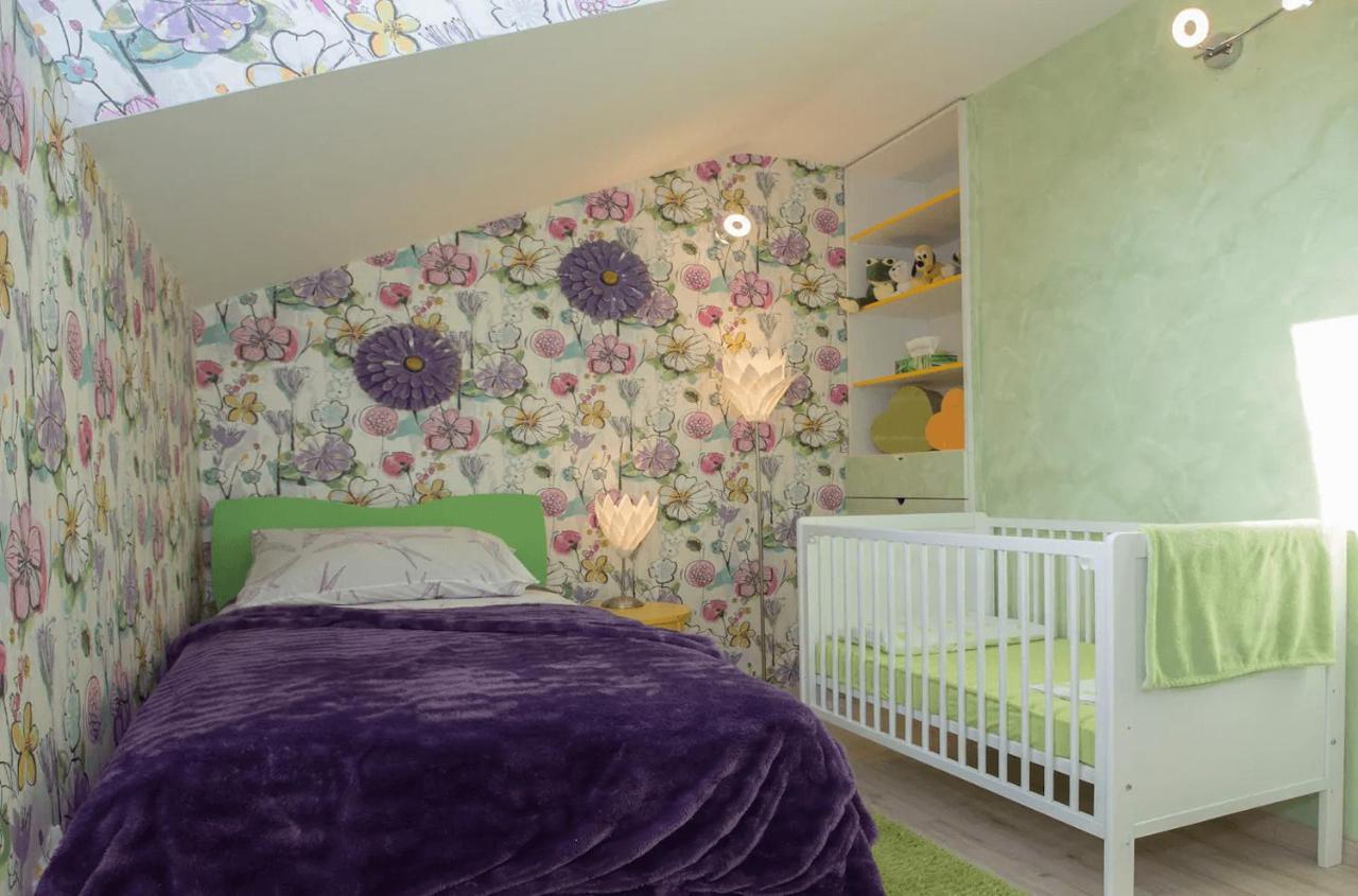 Beach Apartment Butterfly With Sea View Split Exterior photo
